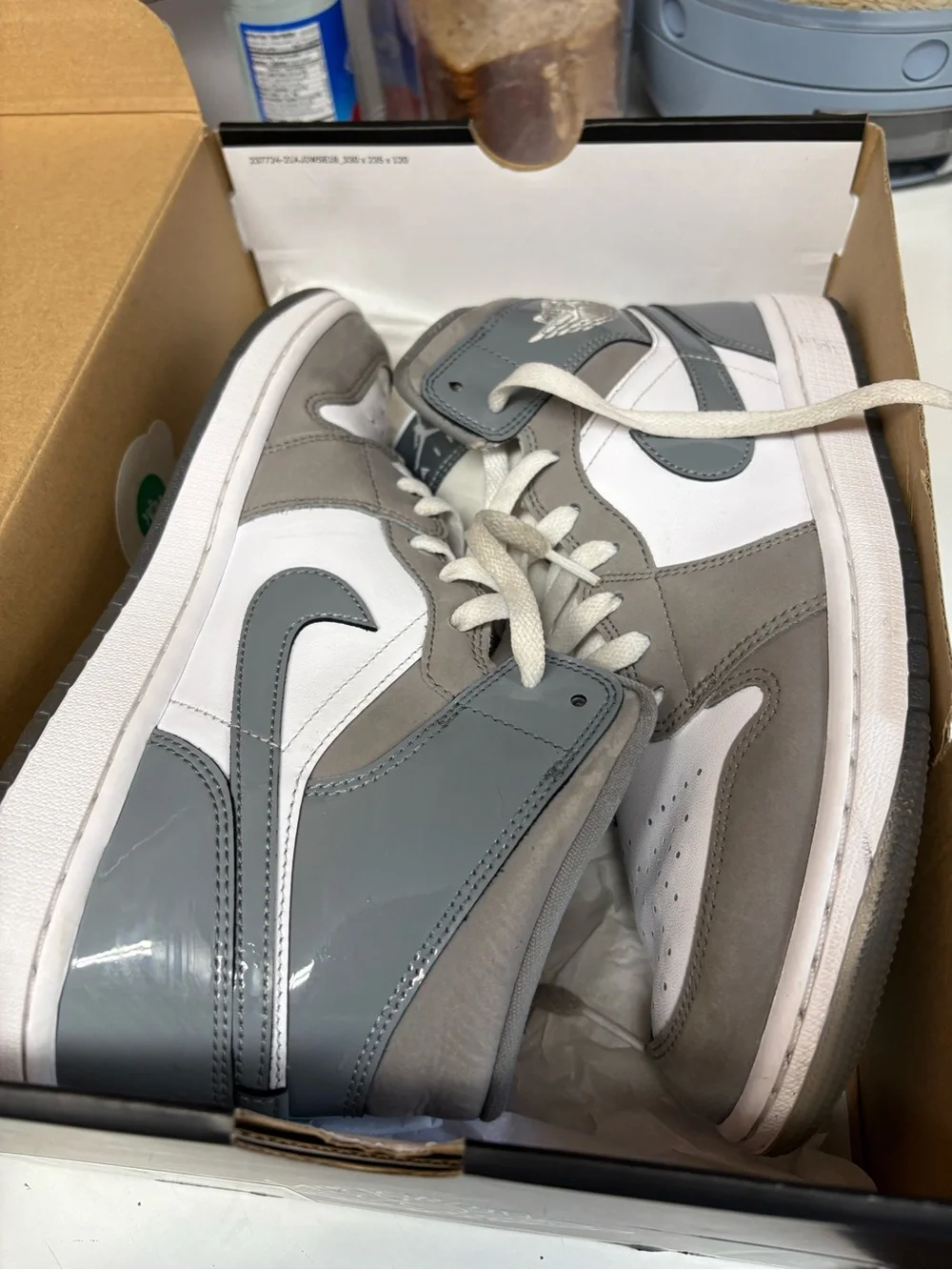 Nike Jordan men’s ' High-Top Sneakers in Grey and White sz 9.5 excellent